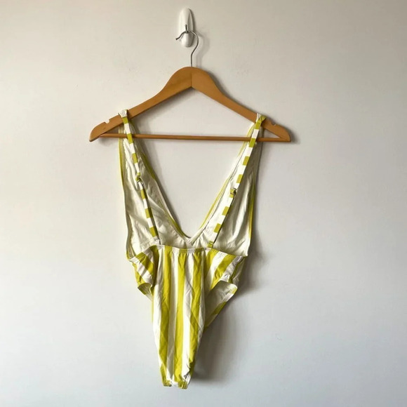 Dippin Daisys  Euphoria Striped High Cut Cheeky One Piece Swimsuit Sz S - Picture 8 of 10